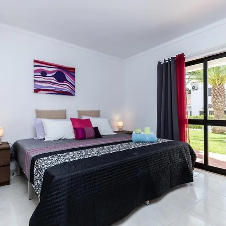 شقة Akisol Olhos De Agua Pine Ii البوفيرا