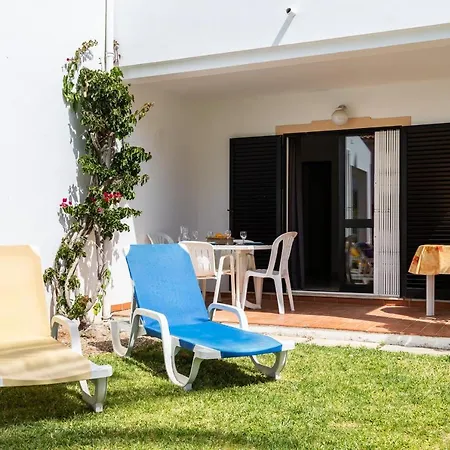 Akisol Olhos De Agua Pine Ii شقة